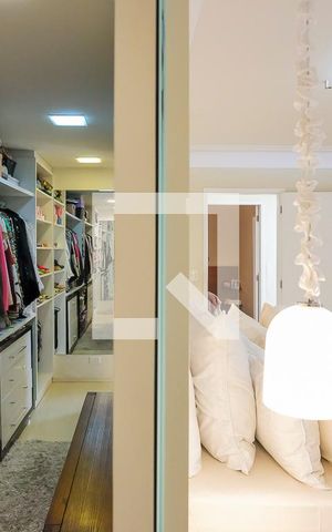 Casa à venda com 340m², 3 quartos e 3 vagasCloset da Suíte 1