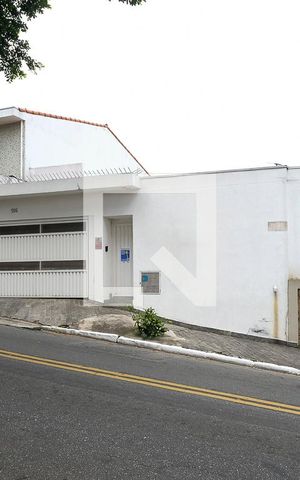 Casa à venda com 340m², 3 quartos e 3 vagasFachada da Casa
