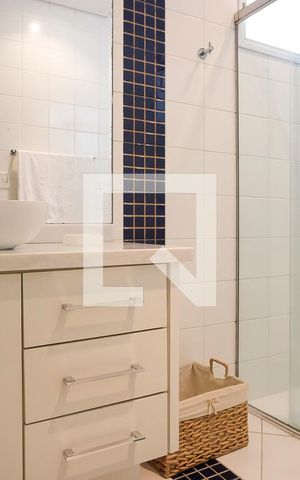 Casa à venda com 340m², 3 quartos e 3 vagasBanheiro da Suíte 2