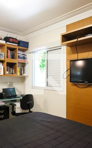 Casa à venda com 340m², 3 quartos e 3 vagasSuíte 2