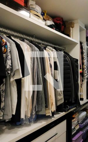 Casa à venda com 340m², 3 quartos e 3 vagasCloset da Suíte 1