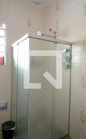 Casa à venda com 385m², 6 quartos e 1 vagaBanheiro – 2º piso