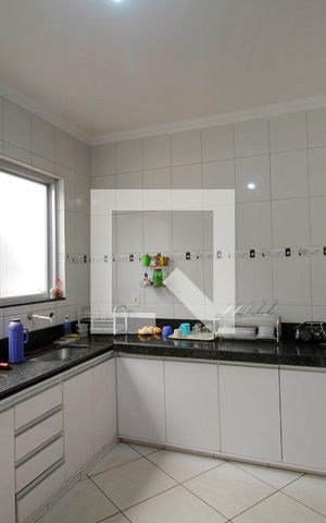 Casa à venda com 385m², 6 quartos e 1 vagaCozinha