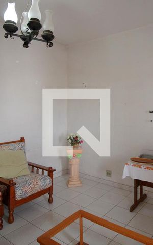 Casa à venda com 385m², 6 quartos e 1 vagaSala