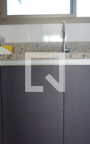 Apartamento para alugar com 230m², 4 quartos e 4 vagasCozinha - Armários