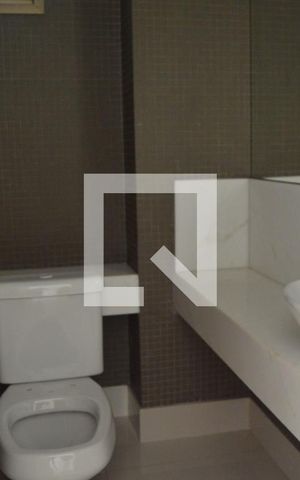 Apartamento para alugar com 230m², 4 quartos e 4 vagasLavabo