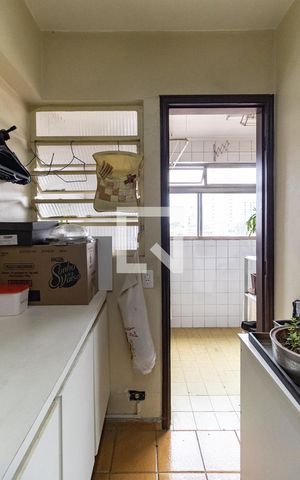 Apartamento à venda com 127m², 2 quartos e 1 vagaQuarto de Serviço