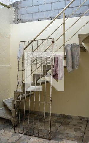 Casa para alugar com 72m², 2 quartos e sem vagaÁrea de Serviço