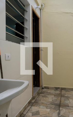 Casa para alugar com 72m², 2 quartos e sem vagaÁrea de Serviço