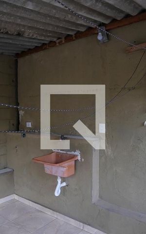 Casa para alugar com 72m², 2 quartos e sem vagaÁrea de Serviço