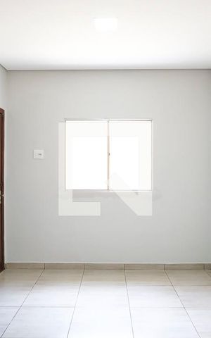 Casa para alugar com 72m², 2 quartos e sem vagaSala