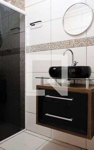 Casa para alugar com 72m², 2 quartos e sem vagaBanheiro 