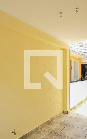 Casa para alugar com 72m², 2 quartos e sem vagaGaragem