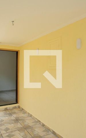 Casa para alugar com 72m², 2 quartos e sem vagaGaragem