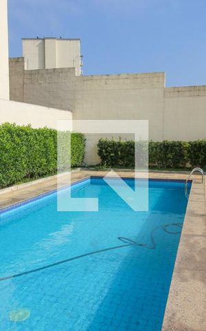 Apartamento para alugar com 51m², 2 quartos e 1 vagaÁrea comum / Piscina