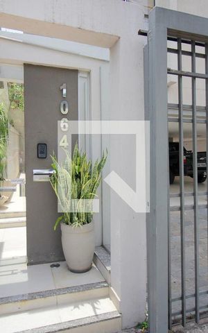 Apartamento à venda com 180m², 4 quartos e 2 vagasFachada