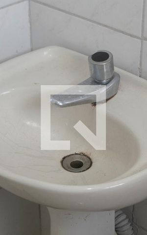 Casa para alugar com 60m², 2 quartos e sem vaga Casa para alugar com 60m², 2 quartos e sem vagaBanheiro