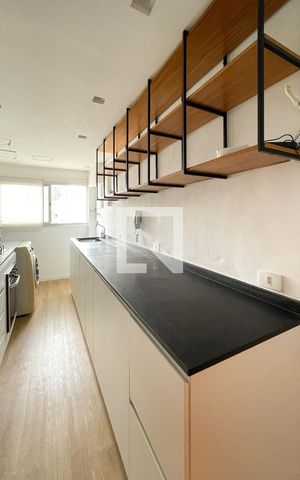 Apartamento à venda com 71m², 1 quarto e 2 vagas Apartamento à venda com 71m², 1 quarto e 2 vagasCozinha
