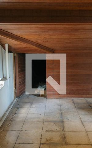 Casa à venda com 300m², 5 quartos e 2 vagassótão