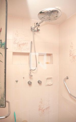 Apartamento à venda com 123m², 3 quartos e 1 vagaBanheiro 1