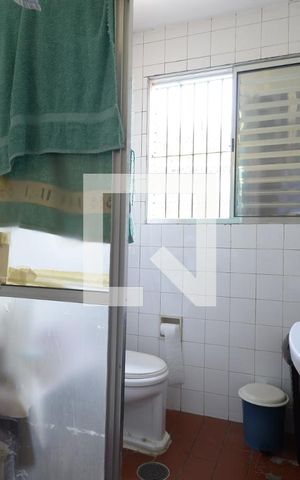 Casa à venda com 200m², 3 quartos e 1 vagaBanheiro