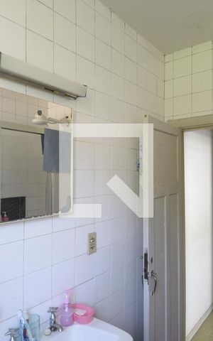 Casa à venda com 200m², 3 quartos e 1 vagaBanheiro