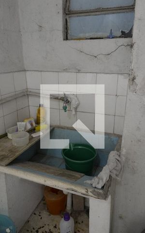 Casa à venda com 200m², 3 quartos e 1 vagaÁrea de Serviço