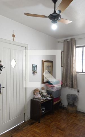 Casa à venda com 200m², 3 quartos e 1 vagaSala