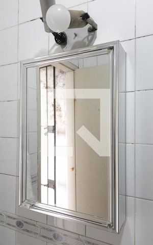 Casa à venda com 200m², 3 quartos e 1 vagaBanheiro 2