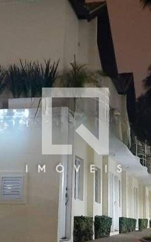 Casa de condomínio à venda com 75m², 2 quartos e 2 vagas