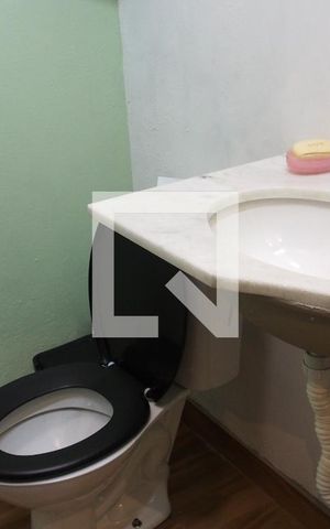 Casa à venda com 313m², 5 quartos e sem vagaLavabo