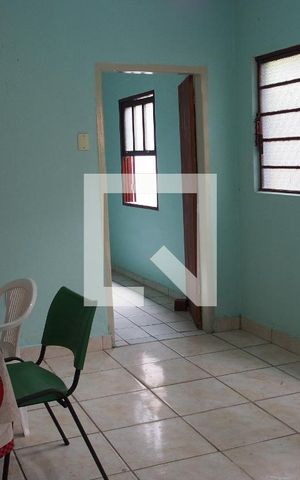 Casa à venda com 313m², 5 quartos e sem vagaSala edícula