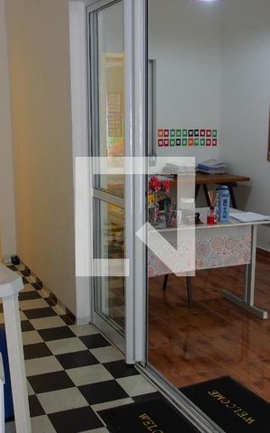 Casa à venda com 313m², 5 quartos e sem vagaHall de entrada