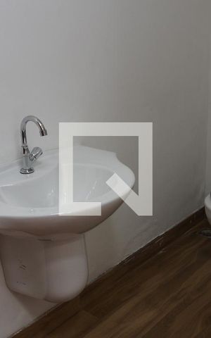 Casa à venda com 313m², 5 quartos e sem vagaLavabo