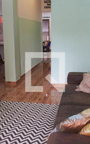 Casa à venda com 313m², 5 quartos e sem vagaSala