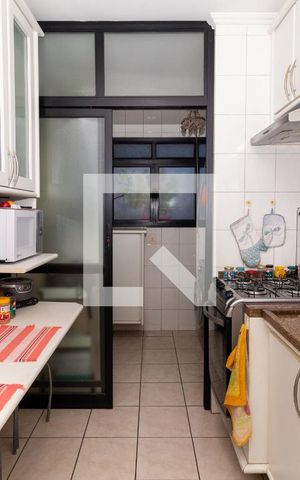Apartamento à venda com 84m², 3 quartos e 2 vagasCozinha