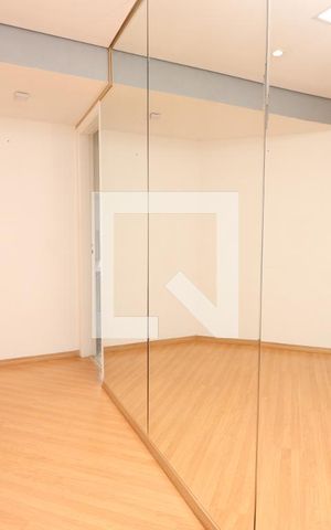 Apartamento à venda com 56m², 2 quartos e 1 vagaSala 2 ambientes