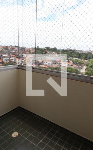 Apartamento à venda com 56m², 2 quartos e 1 vagaSacada envidraçada