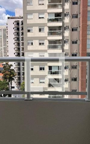 Apartamento à venda com 33m², 2 quartos e sem vagaSacada
