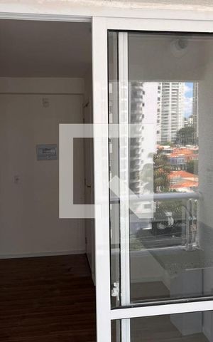 Apartamento à venda com 33m², 2 quartos e sem vagaSacada