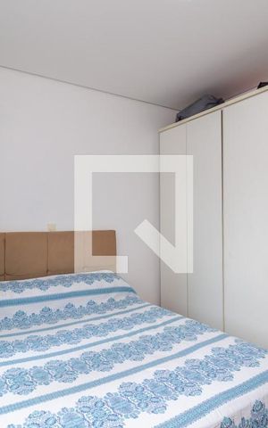 Casa à venda com 250m², 4 quartos e 4 vagas Casa à venda com 250m², 4 quartos e 4 vagasSuíte 3