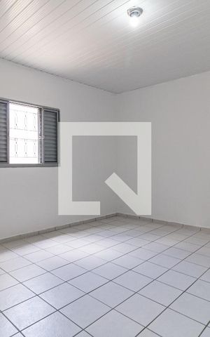 Casa para alugar com 45m², 1 quarto e sem vagaQuarto