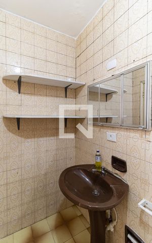 Casa para alugar com 45m², 1 quarto e sem vagaBanheiro