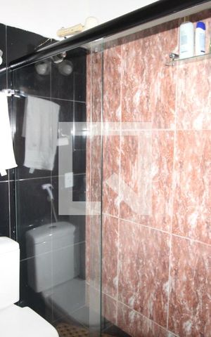 Casa à venda com 455m², 3 quartos e 2 vagasBanheiro da Suíte