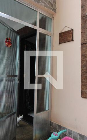 Casa à venda com 455m², 3 quartos e 2 vagasEntrada