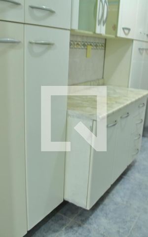Apartamento à venda com 65m², 2 quartos e 1 vagaCozinha - Armários