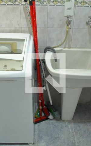 Apartamento à venda com 65m², 2 quartos e 1 vagaÁrea de Serviço