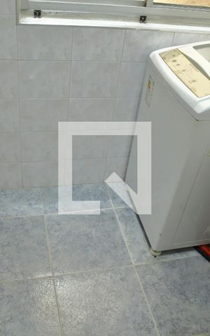 Apartamento à venda com 65m², 2 quartos e 1 vagaÁrea de Serviço