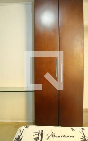 Apartamento à venda com 65m², 2 quartos e 1 vagaQuarto 2 - Armários