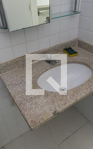 Apartamento à venda com 65m², 2 quartos e 1 vaga Apartamento à venda com 65m², 2 quartos e 1 vagaBanheiro Social